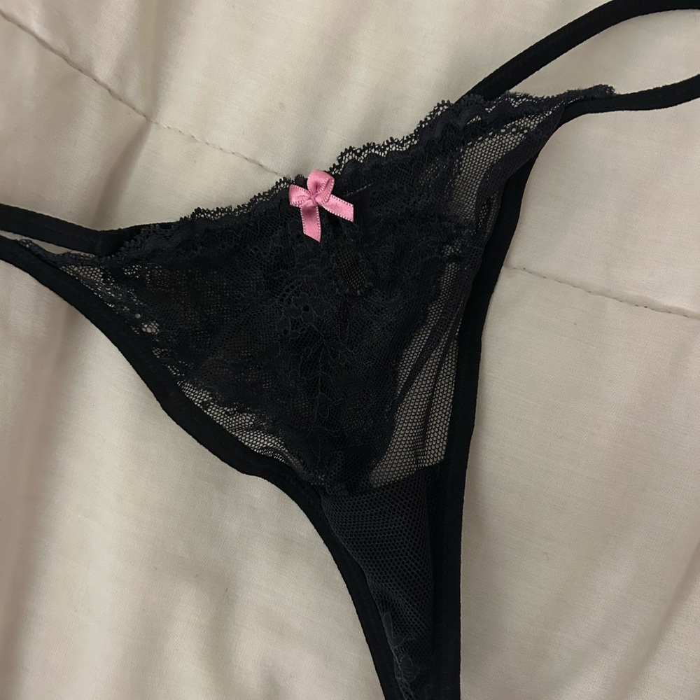 lace string thong